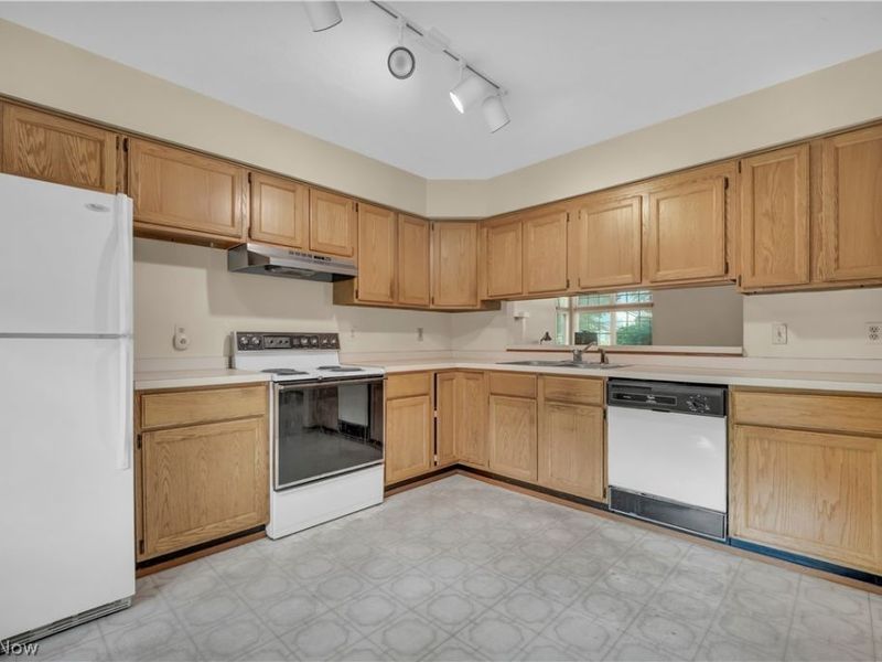 7345 Hayes Boulevard, Mentor, OH 44060 Photo 11