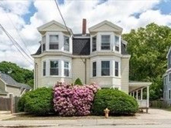 119-121 Elm Street, Unit 3, Amesbury, MA 01913