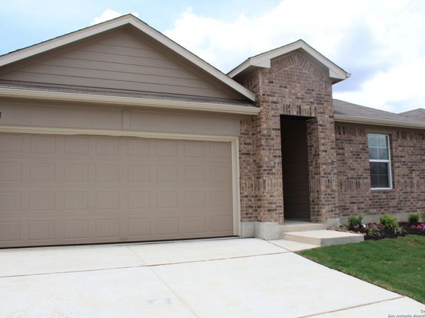 841 Margay Loop, Seguin, TX 78155