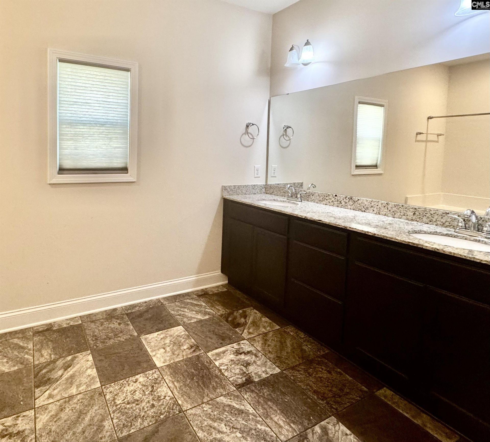 115 Silver Way Drive  Photo 10