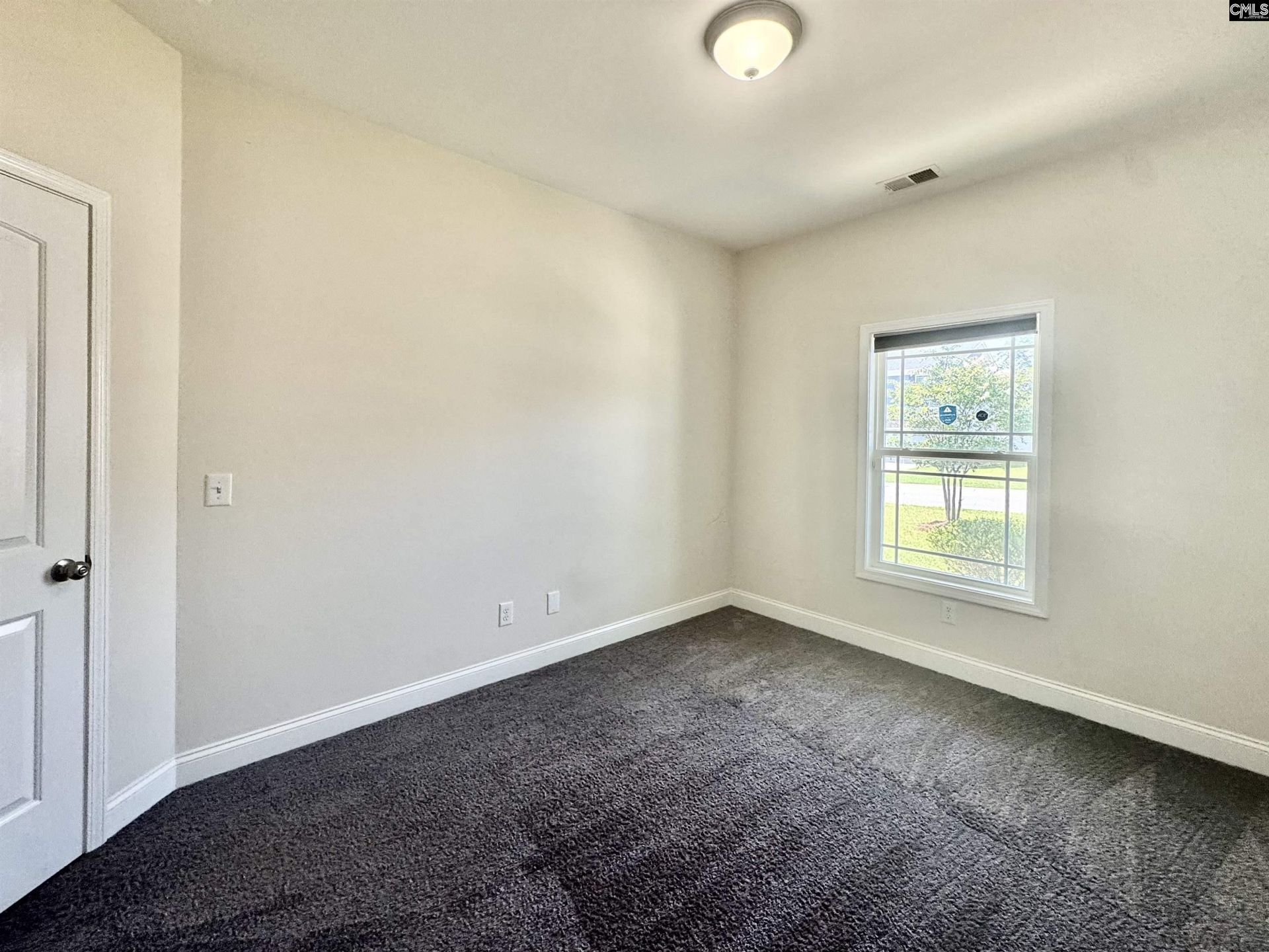 115 Silver Way Drive  Photo 13