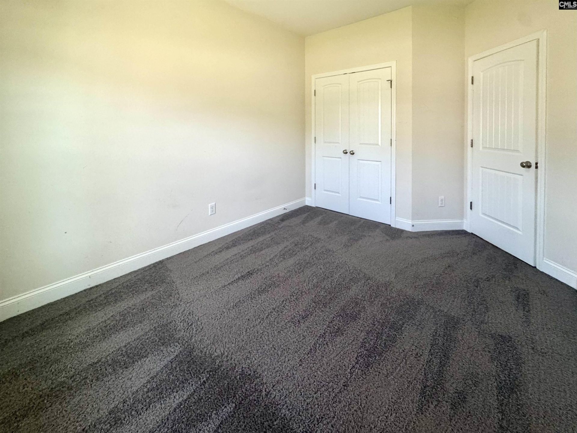 115 Silver Way Drive  Photo 16