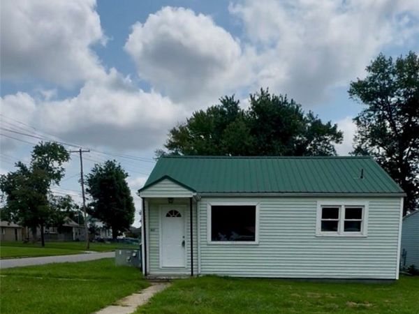601 Nicely Avenue, Parkersburg, WV 26101