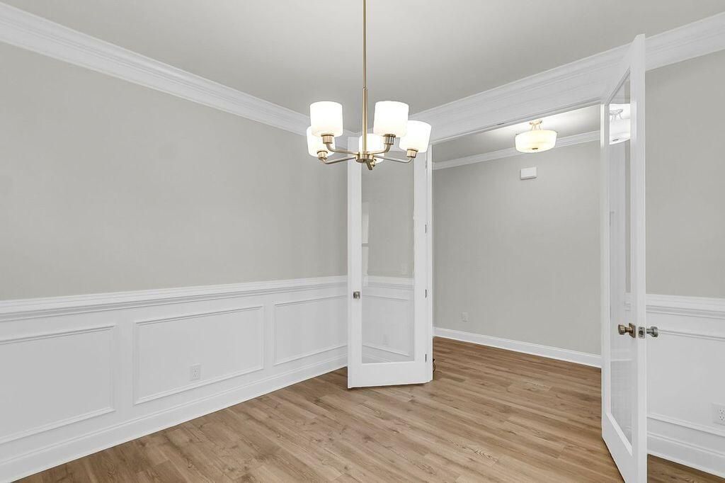 1025 Tributary Boulevard Photo 7