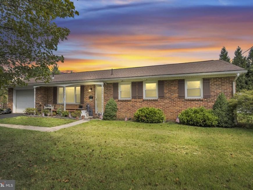 301 Catherine Street, Greencastle, PA 17225 Main Photo