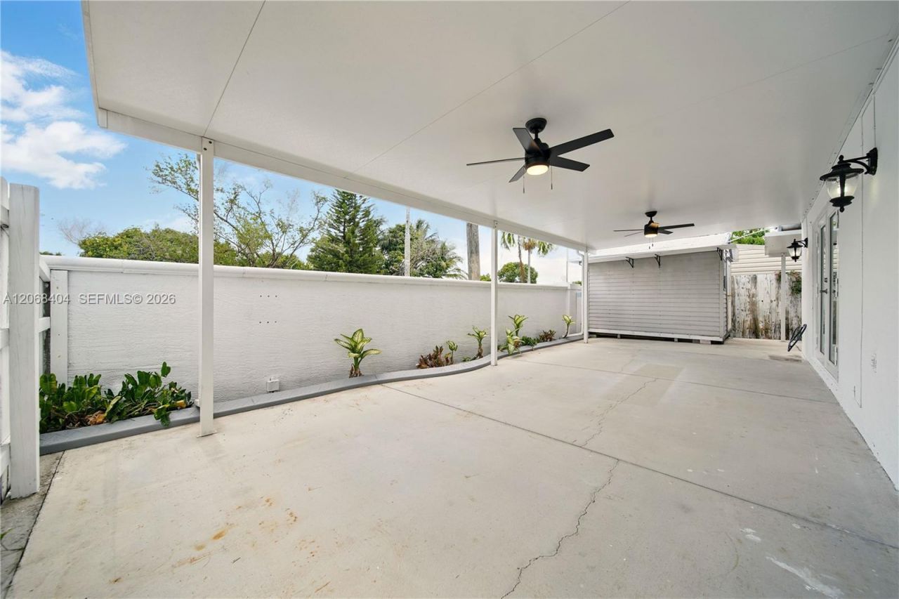 5202 NW 187th St , Miami Gardens, FL 33055 Photo