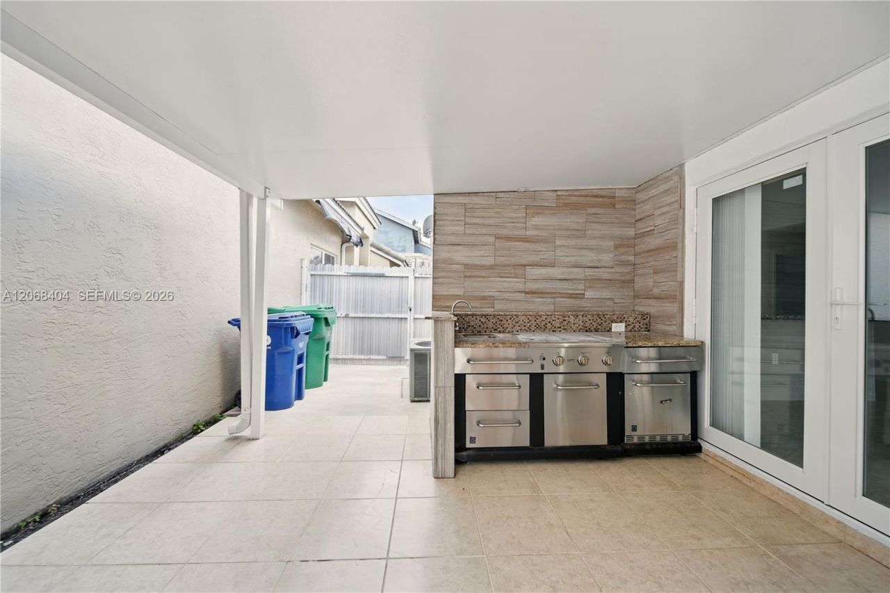 5202 NW 187th St , Miami Gardens, FL 33055 Photo