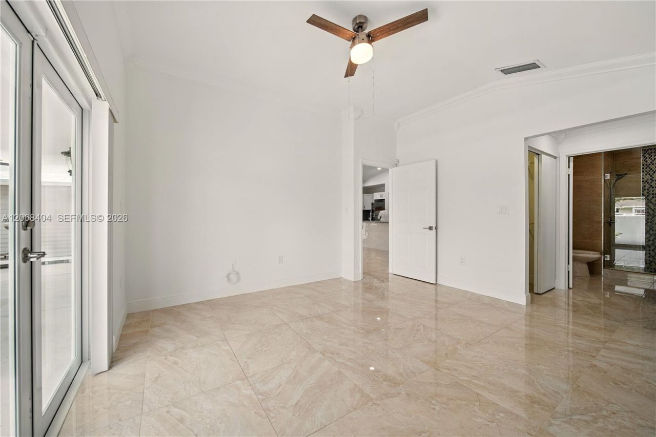 5202 NW 187th St , Miami Gardens, FL 33055 Photo