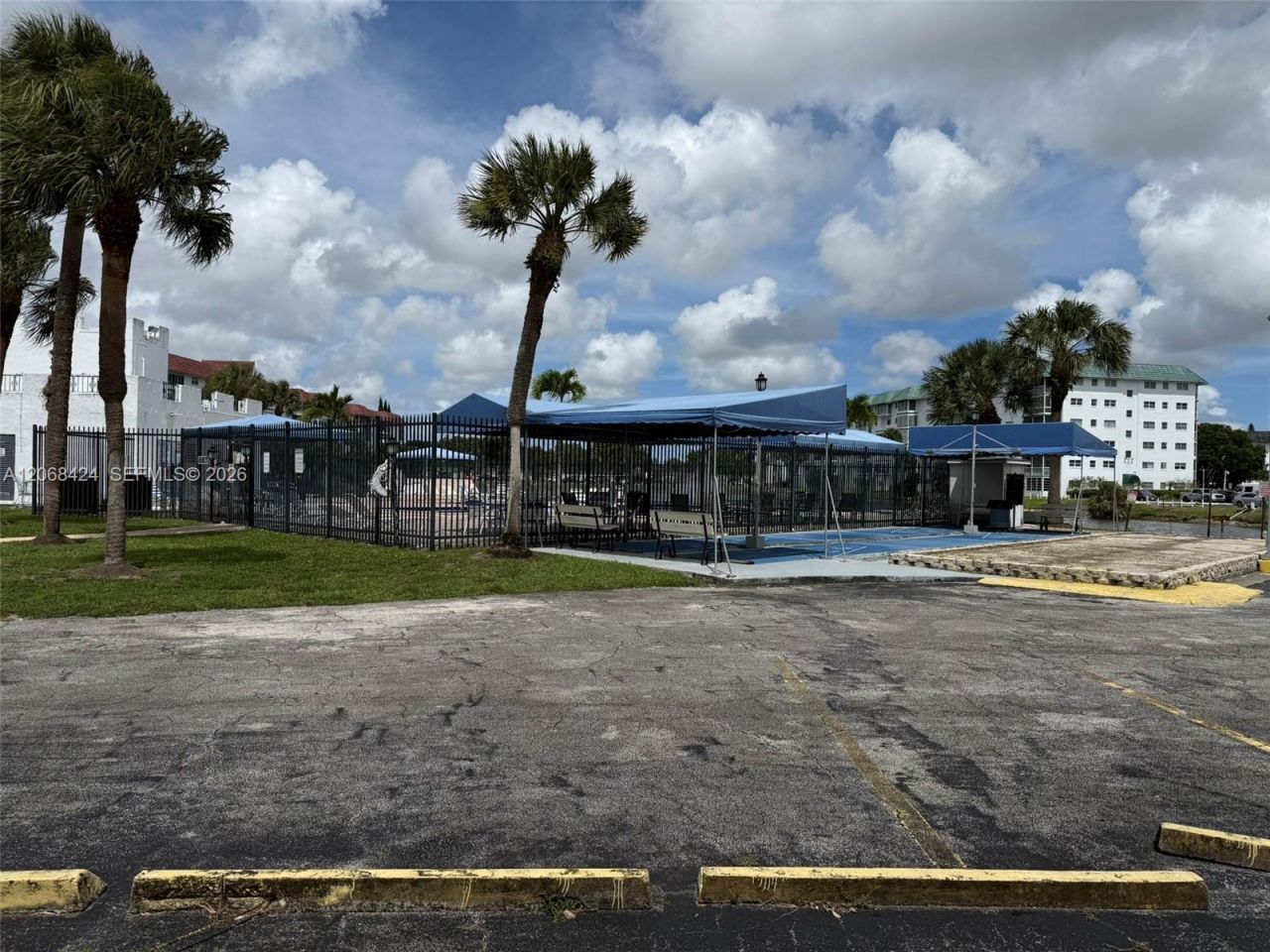 4880 NW 22nd St, Unit 307, Lauderhill, FL 33313 Photo