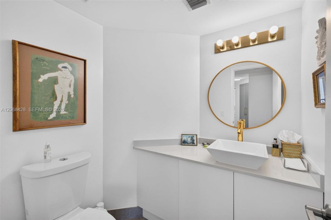 1000 Island Blvd , Unit 1204, Aventura, FL 33160 Photo