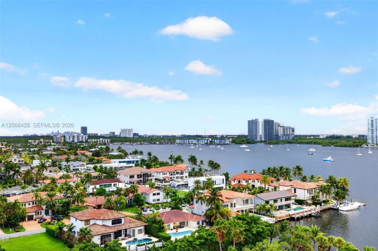 1000 Island Blvd , Unit 1204, Aventura, FL 33160 Photo