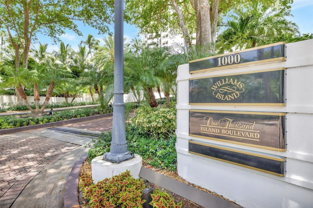 1000 Island Blvd , Unit 1204, Aventura, FL 33160 Photo