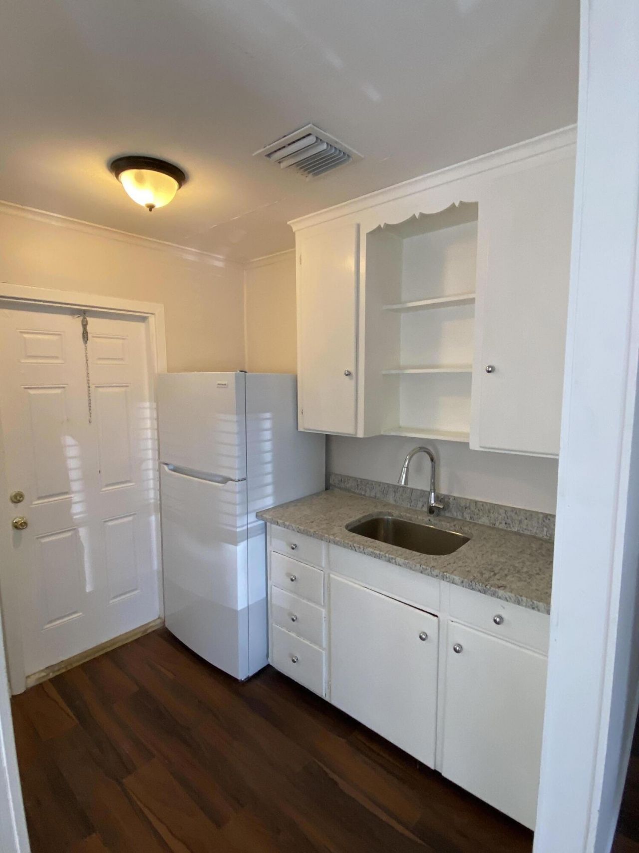 816 W 4th Street, Riviera Beach, FL 33404 Photo