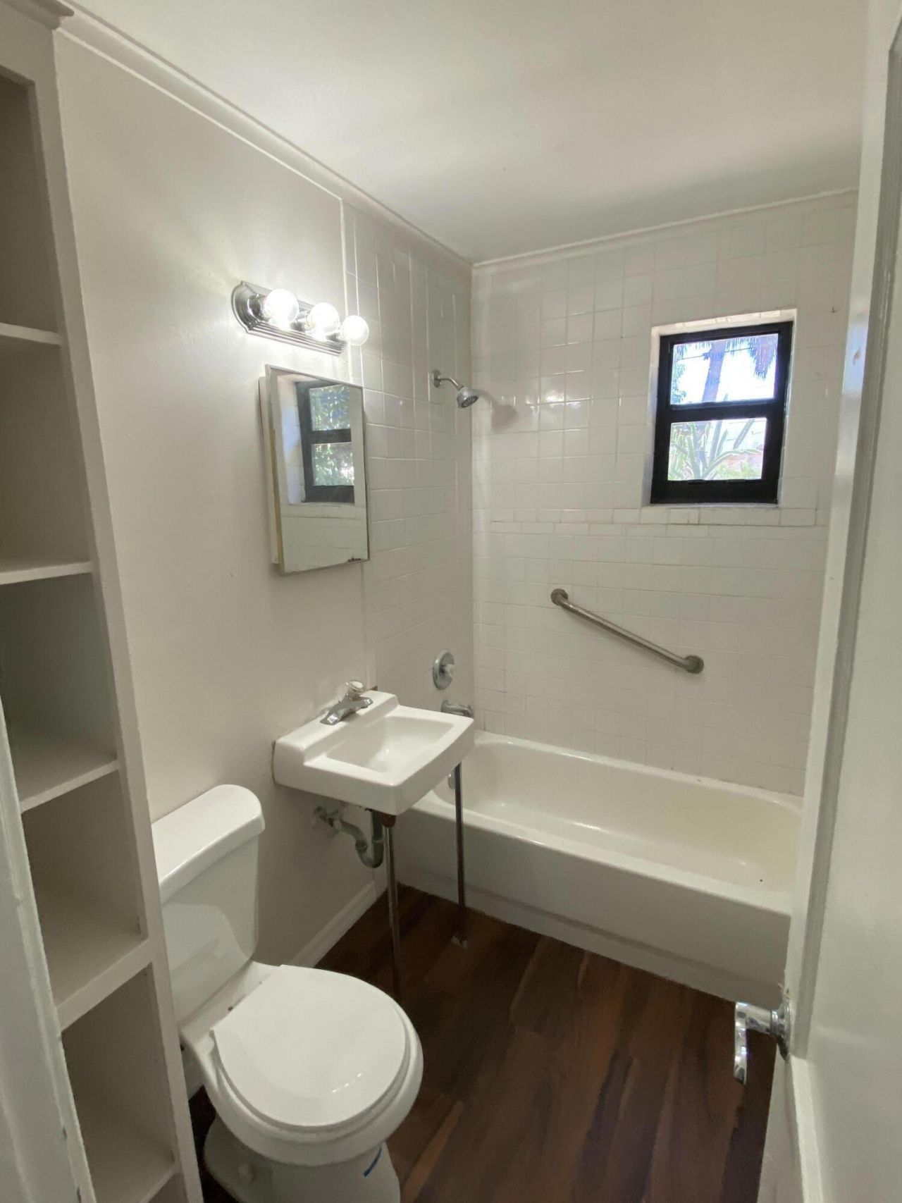 816 W 4th Street, Riviera Beach, FL 33404 Photo
