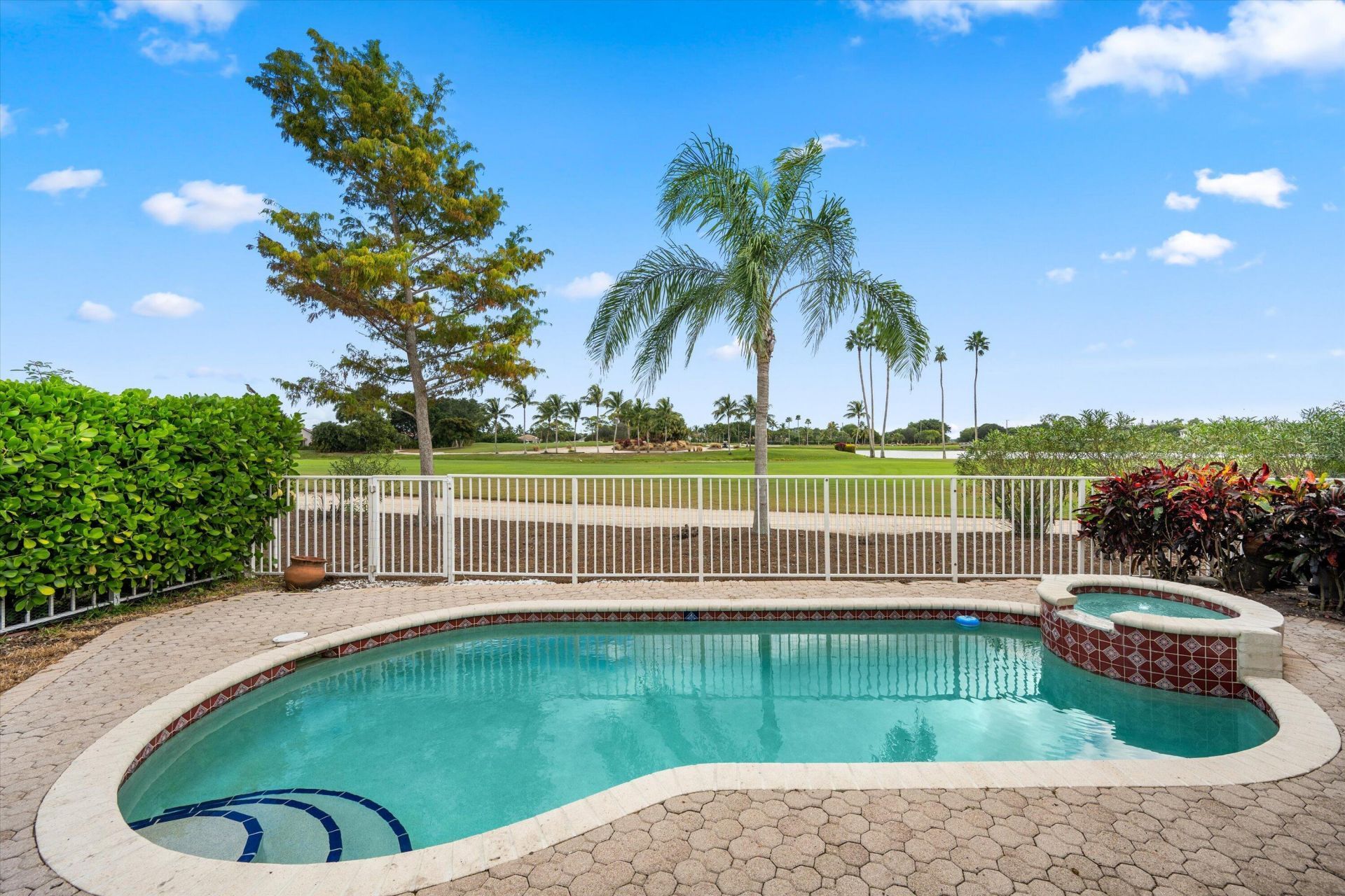 2104 Country Golf Drive, Wellington, FL 33414 Photo