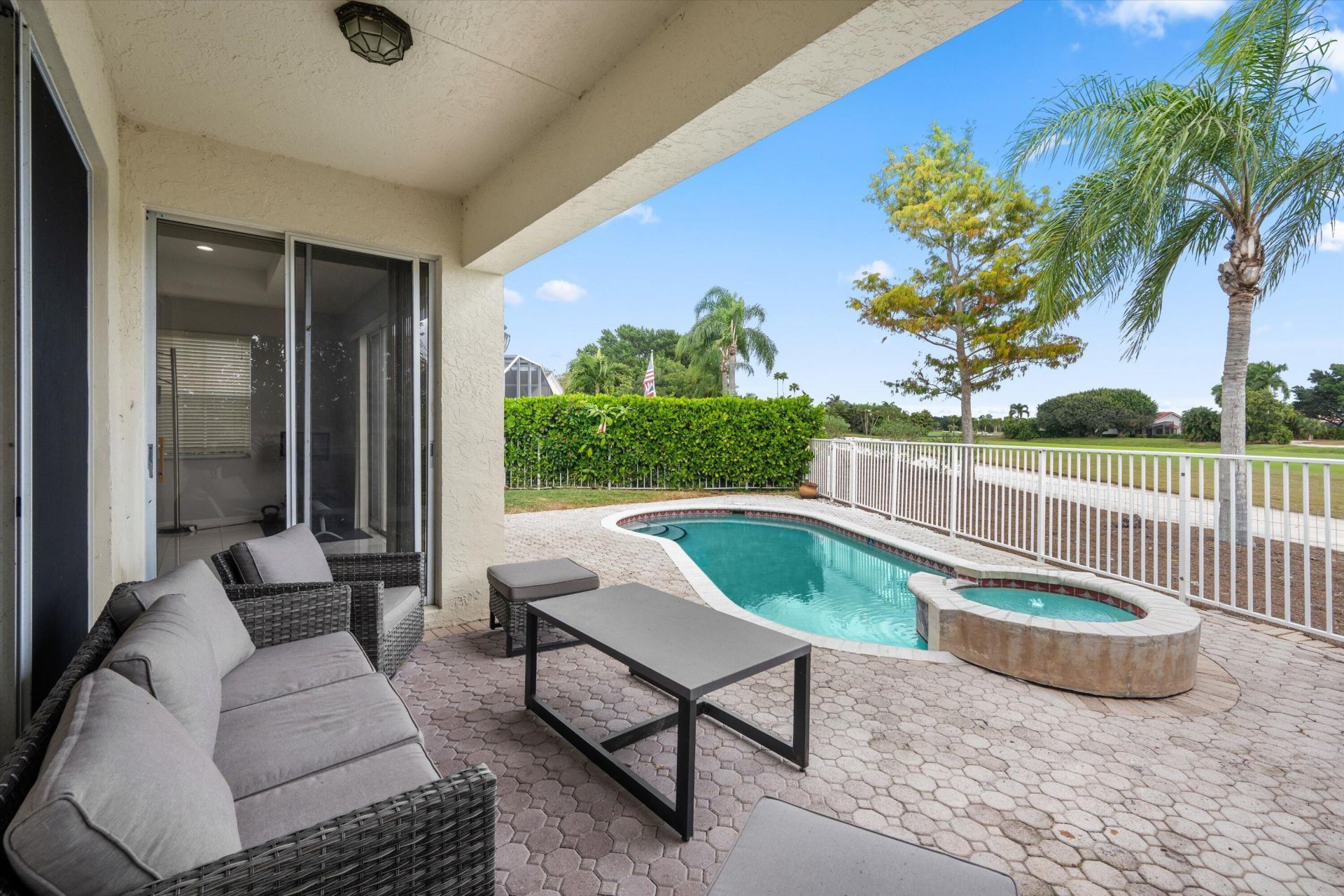 2104 Country Golf Drive, Wellington, FL 33414 Photo