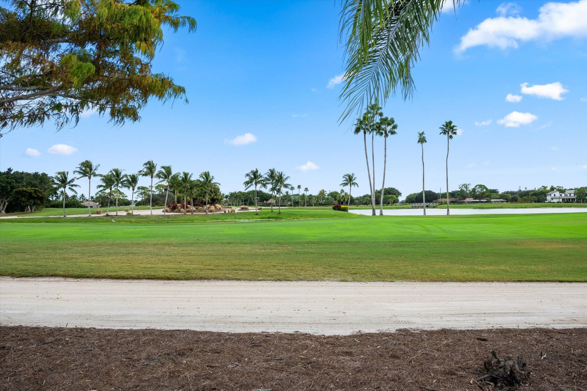 2104 Country Golf Drive, Wellington, FL 33414 Photo