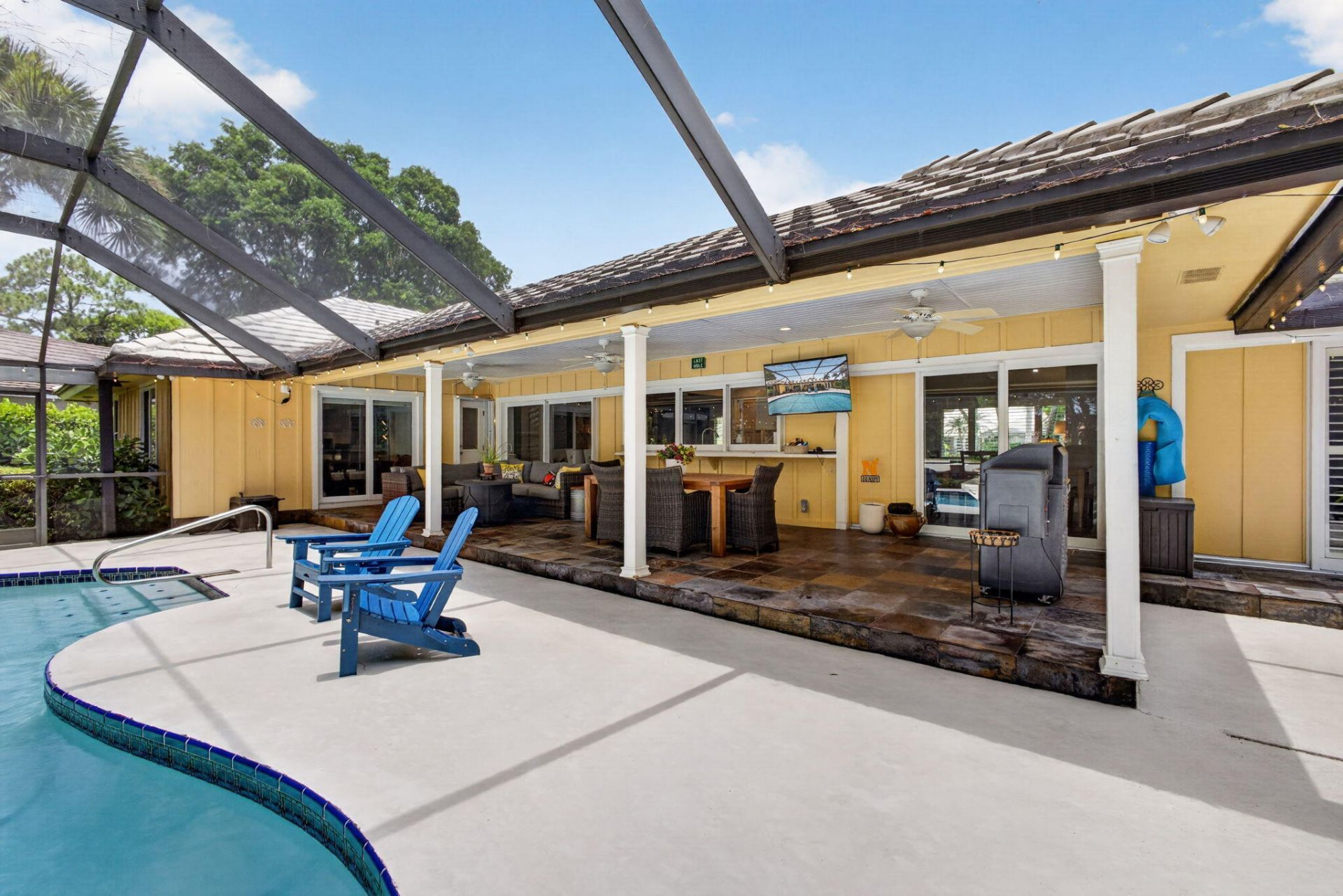 26 Cambria Road W, Palm Beach Gardens, FL 33418 Photo