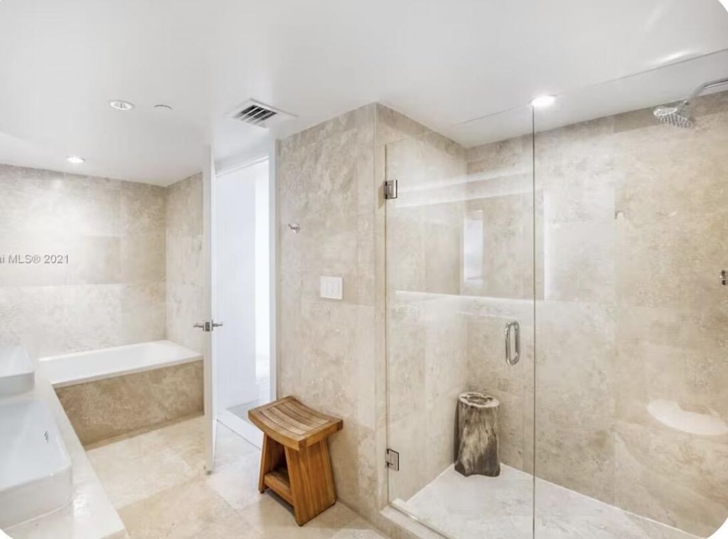 102 24th Street, Unit 1512, Miami Beach, FL 33139 Photo