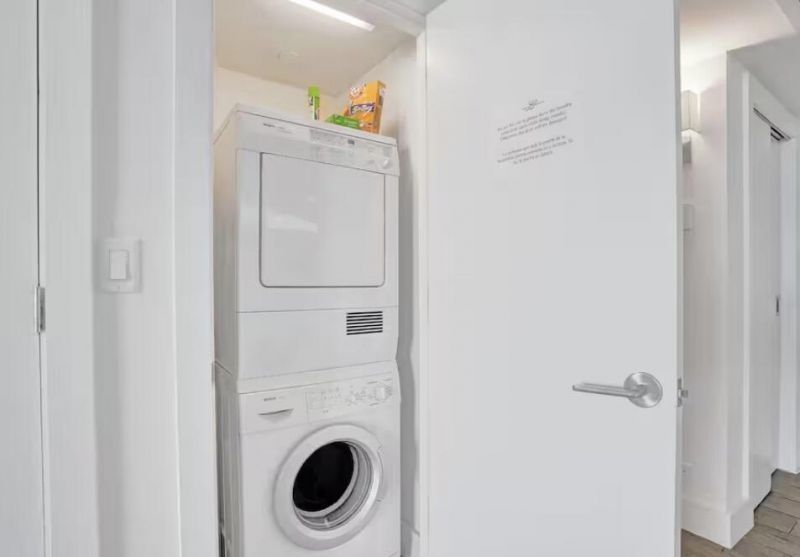 102 24th Street, Unit 1512, Miami Beach, FL 33139 Photo