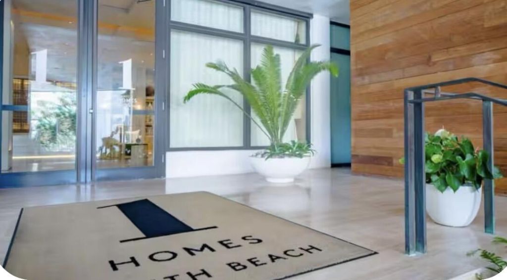 102 24th Street, Unit 1512, Miami Beach, FL 33139 Photo