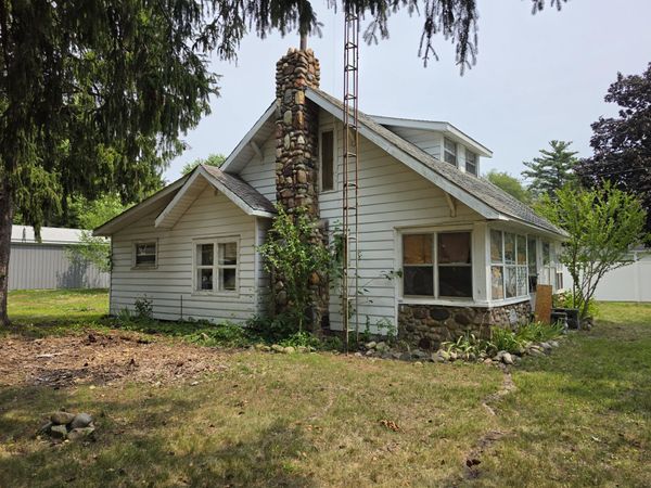 613 Willow Drive, Colon, MI 49040