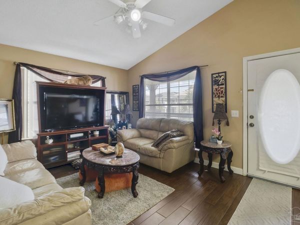 3377 Two Sisters Way, Pensacola, FL 32505