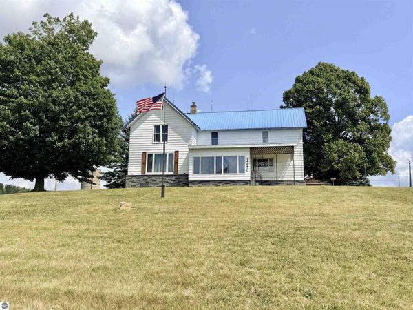 17370 80th Avenue, Marion, MI 49665