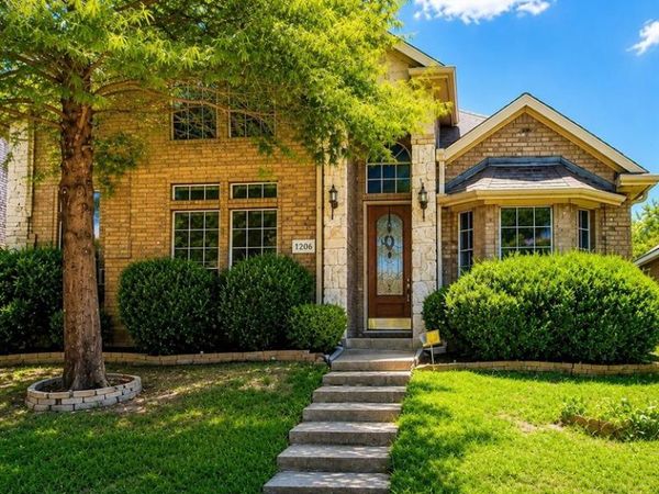 1206 Yukon Drive, Glenn Heights, TX 75154