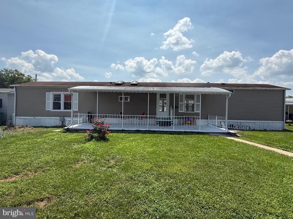 8 HILLCREST DRIVE , HERSHEY, PA 17033