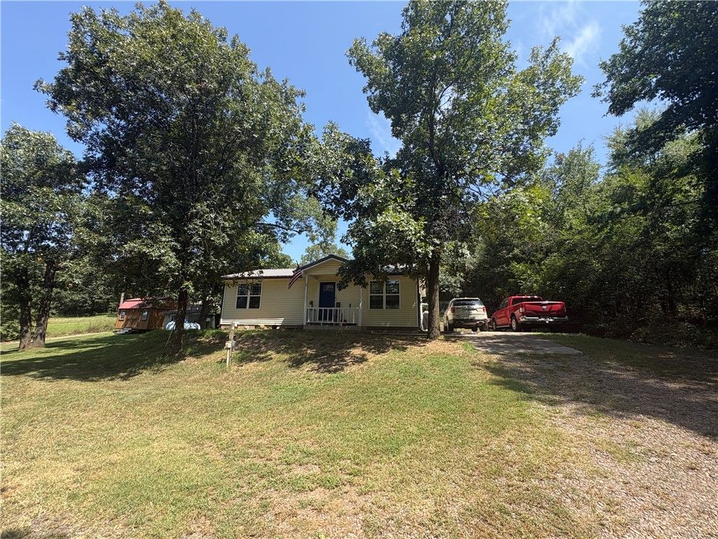 632 Duvall Road, Russellville, AR 72802 Main Photo