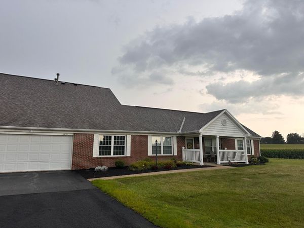 1210 Old Pond Drive , Marion, OH 43302