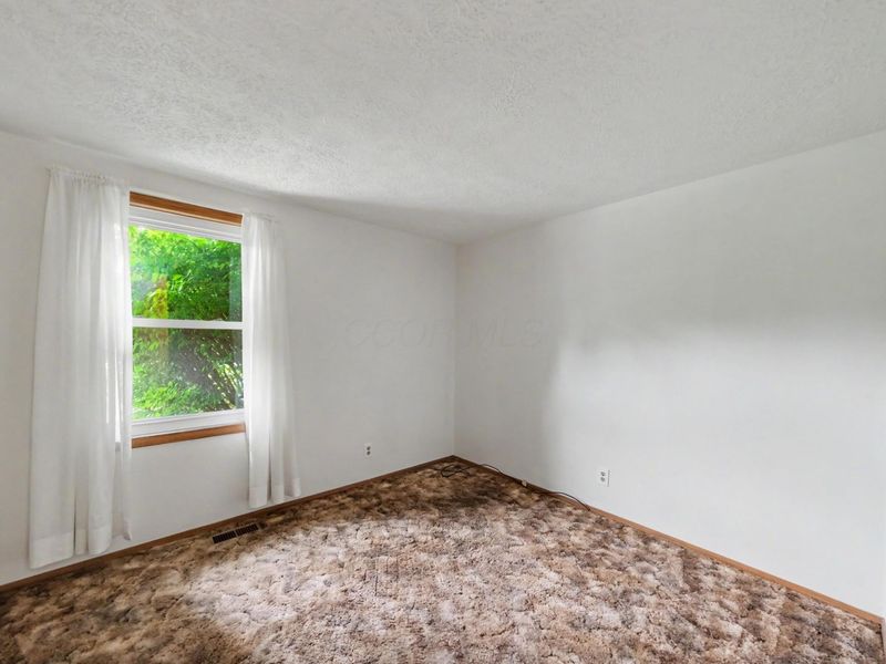 1383 Michigan Drive , Bucyrus, OH 44820 Photo 12