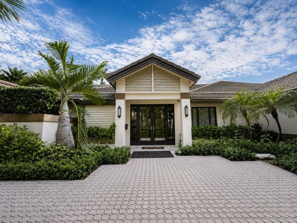 50 BAY COLONY Drive, Fort Lauderdale, FL 33308