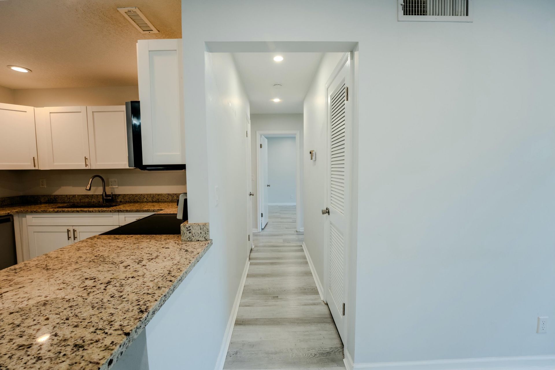 6231 Bay Club Drive, Unit 4, Fort Lauderdale, FL 33308 Photo