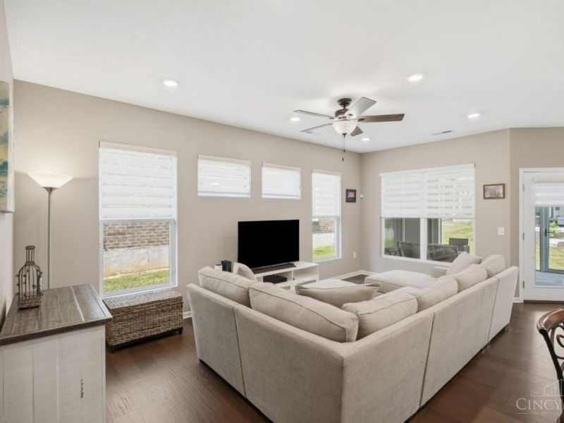 5016 North Castle Court, Liberty Township, OH 45011 Photo 3