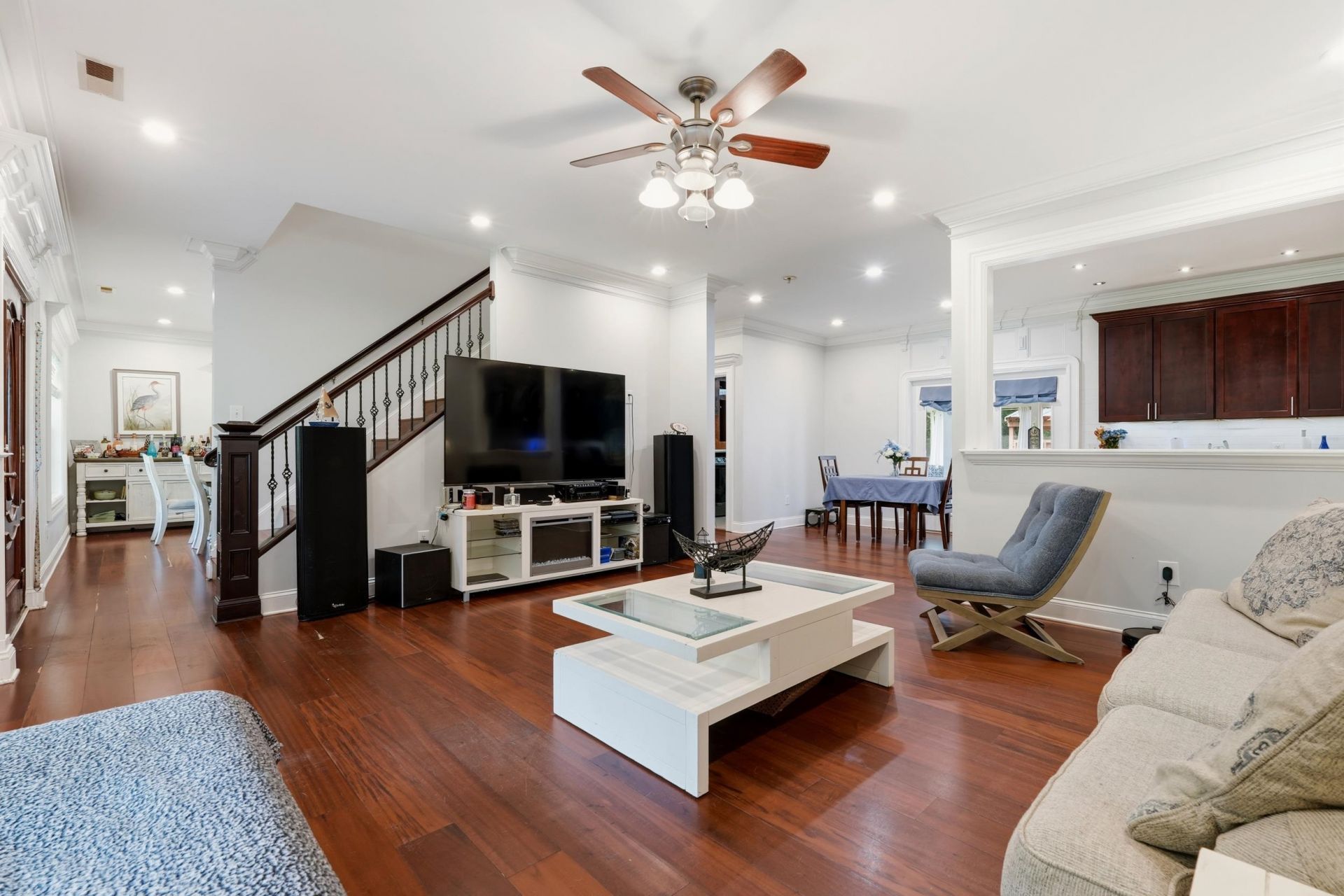 5246 Krystal Ln. Photo 7