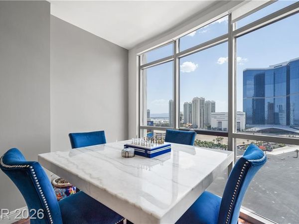 200 W Sahara Avenue, Unit 1804, Las Vegas, NV 89102