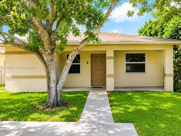 221 NE 35th St, Oakland Park, FL 33334