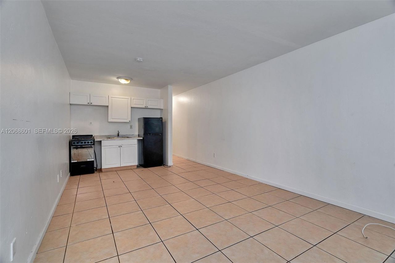 318 Majorca Ave, Unit 304, Coral Gables, FL 33134 Photo