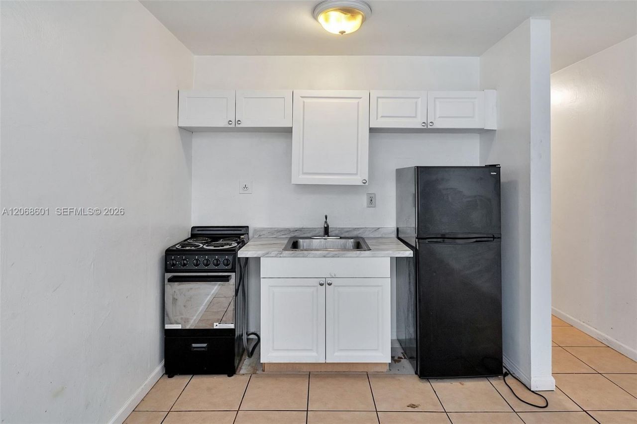 318 Majorca Ave, Unit 304, Coral Gables, FL 33134 Photo