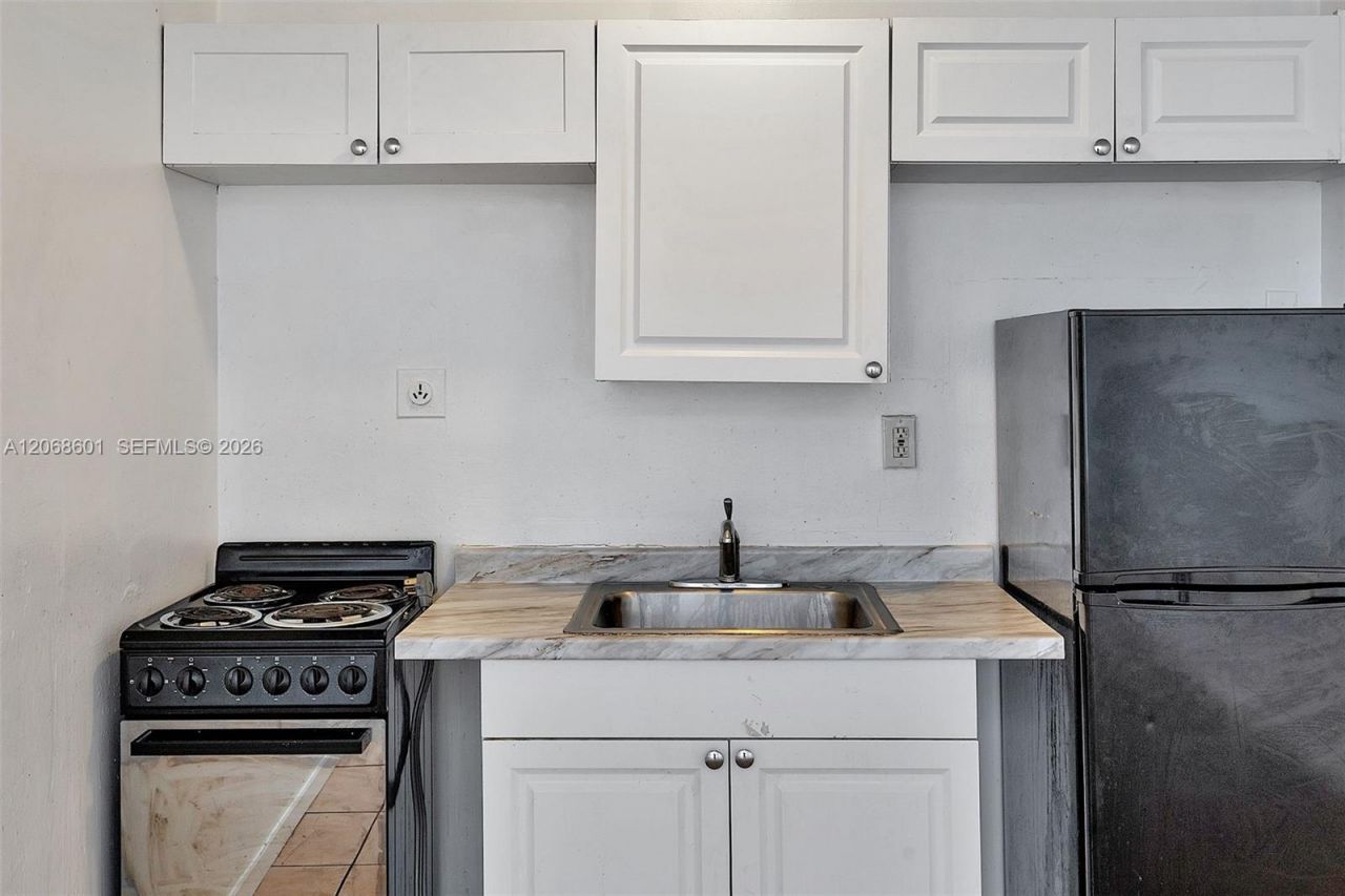 318 Majorca Ave, Unit 304, Coral Gables, FL 33134 Photo
