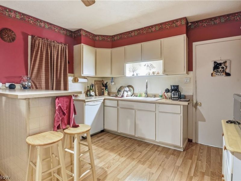 4024 E 53 Street, Newburgh Heights, OH 44105 Photo 15