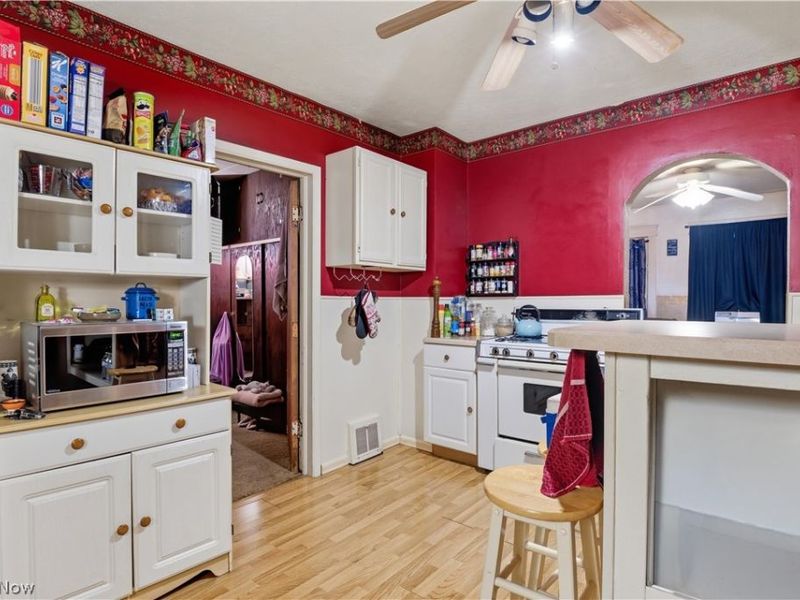 4024 E 53 Street, Newburgh Heights, OH 44105 Photo 16