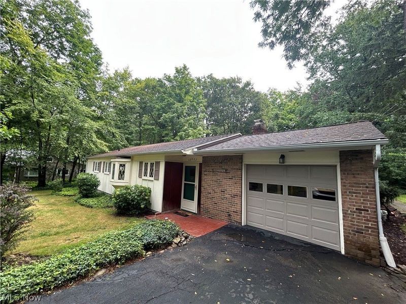 10347 Hillsover Drive, Willoughby, OH 44094 Photo 4