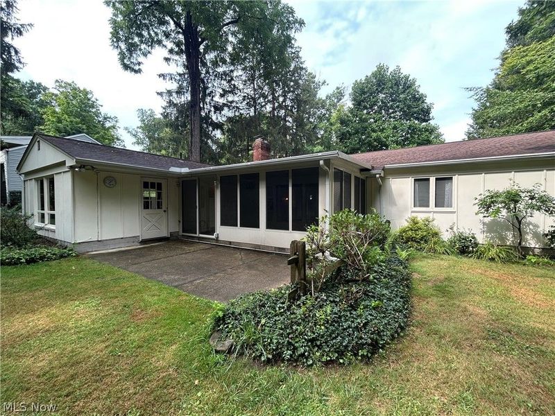 10347 Hillsover Drive, Willoughby, OH 44094 Photo 7