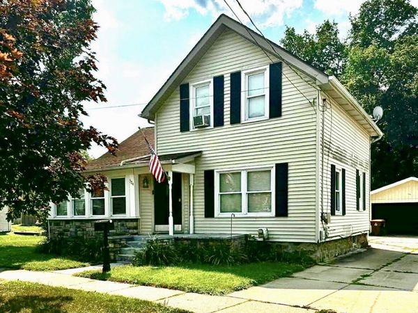 324 S Hamilton Street, Marshall, MI 49068