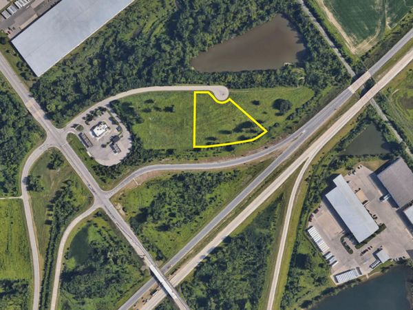 842 Cabill Drive, Holland, MI 49423