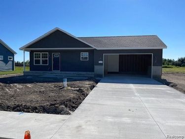 1111 Allen Road, Kimball Township, Mi 48074