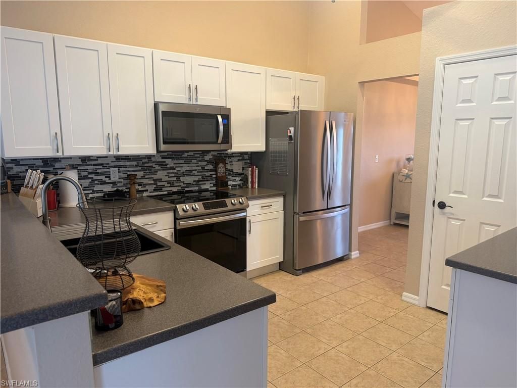 527 SW 40th Ter , Cape Coral, FL 33914 Photo